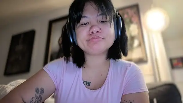 yourvibedealer's Live XXX Chat