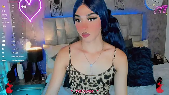 Baby_Aliz Show in webcam