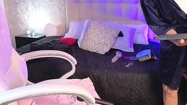 XXX chat uživo modela cute_hollywood