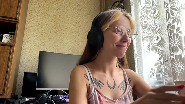 Chat XXX Live AliceGates