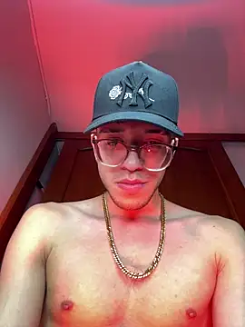 ArthurDavies- webcam show