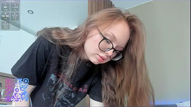 IvyHornyCoree's Live XXX Chat