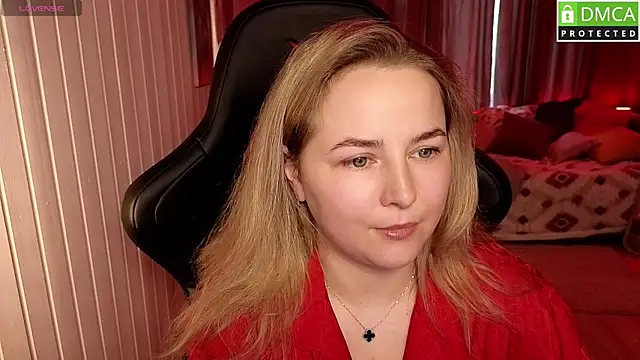 Mira_Mermayd's Live XXX Chat