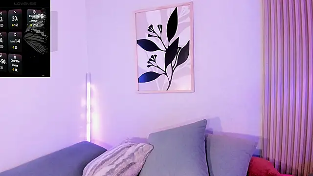 HannahSkies' Live XXX Chat