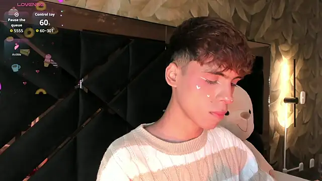 KaelSoft_'s Live XXX Chat