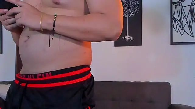 Show modela Justin_kingX7 na web-kameri