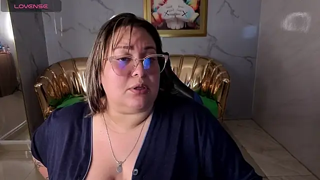 Astrid1_s Pertunjukan Webcam