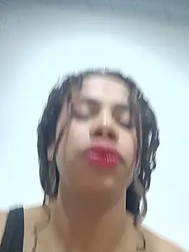 Dirty_Salome2 Adlı Modelin Canlı XXX Sohbeti