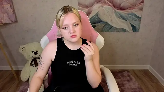 Stacy_Allenn Chat XXX in diretta