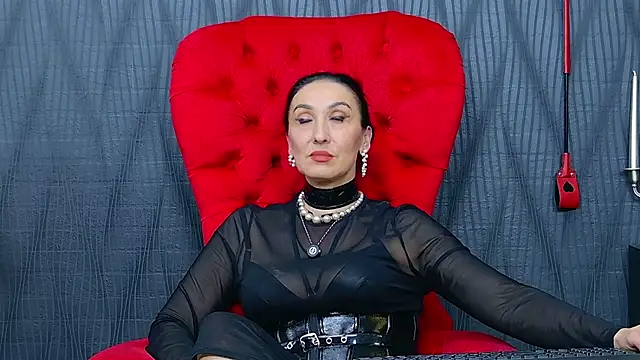 Chat XXX en directo de MistressDora