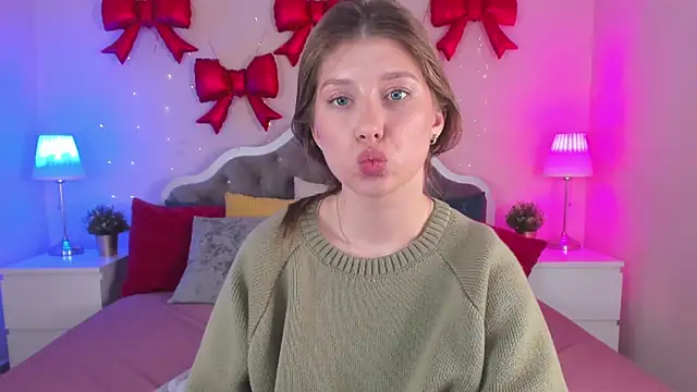 katymeaw: онлайн-секс-чат