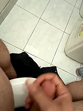 gabry21e5: διαδικτυακό σόου στην κάμερα