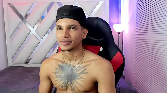 Webkamerová show kai_storm77