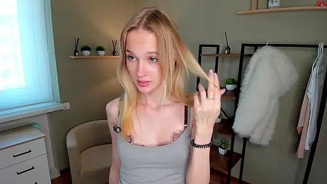 PlushyMoodn Live XXX chat