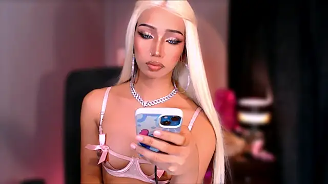xUrGoddess_islaCumsAlotx Webcamshow