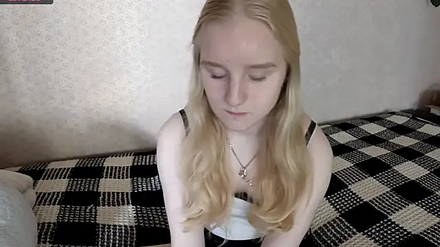 ForwentSeat's Live XXX Chat