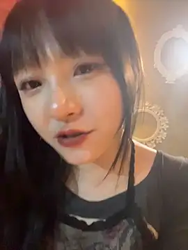 Khaleesi_ying_ Chat XXX live