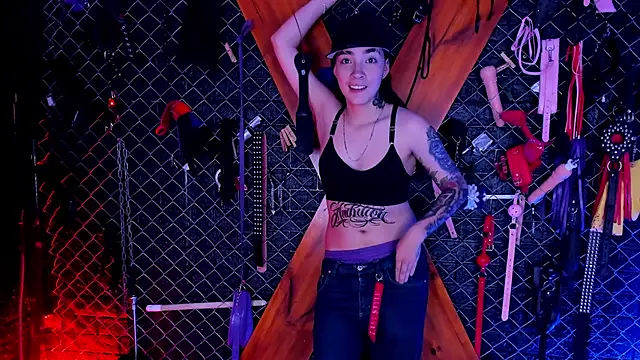 عرض كام Bellatrix_Infernal_BDSM