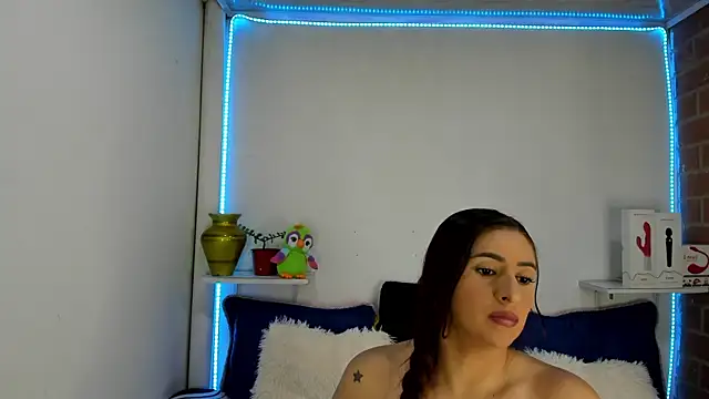 rukminilatin's Live XXX Chat