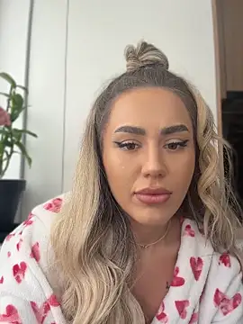 BarbieDoll13 Webcam show