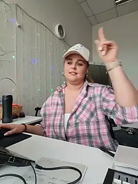 XXX chat u živo modela Juicy_PeachLux