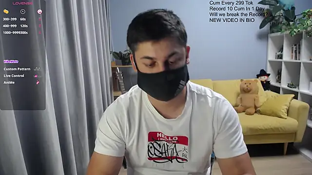 Tomguys webcam show