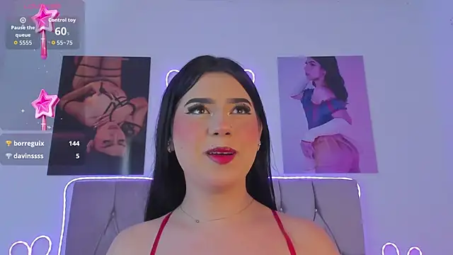 Ashley_piinkk_ élő XXX-chatje
