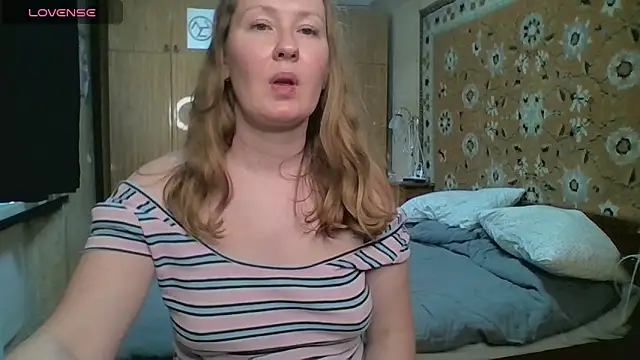 AnnaXLovers' Live XXX Chat