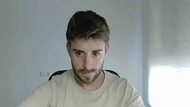 vargas90's Live XXX Chat