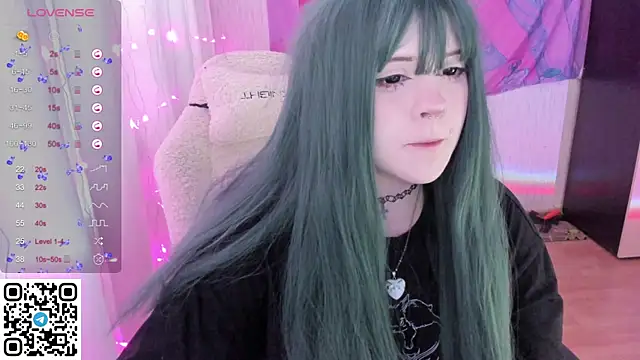 SelenaCute Chat XXX live