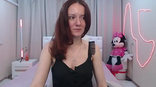 BarbaraStily Adlı Modelin Canlı XXX Sohbeti