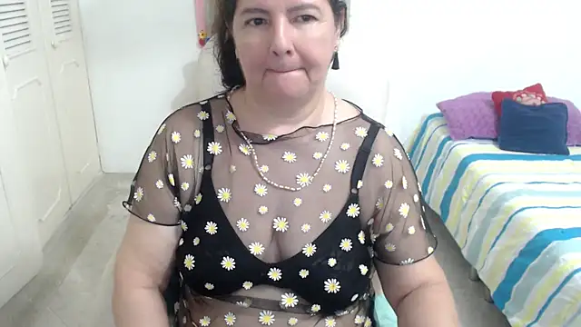 leonela_69 Chat XXX live