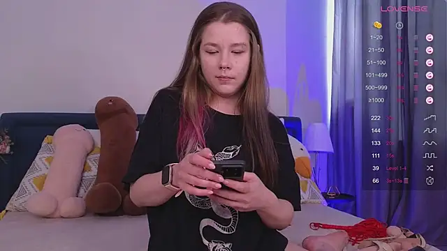 Онлайн чат XXX Mira_Falls