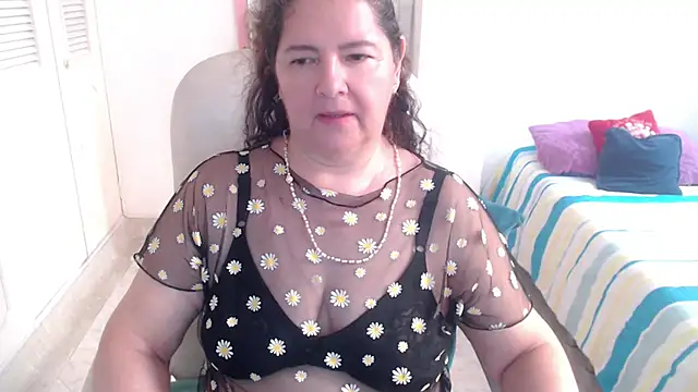 leonela_69's Live XXX Chat