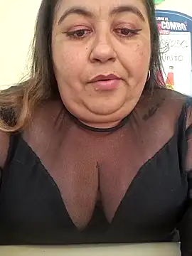 curvy_diva_ Chat XXX in diretta