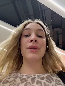 SashaCatt's Live XXX Chat