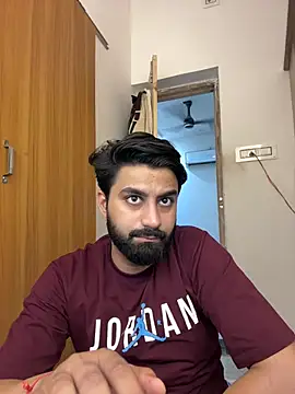 Royalboy_03's Live XXX Chat