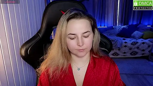 Mira_Mermayd's Live XXX Chat