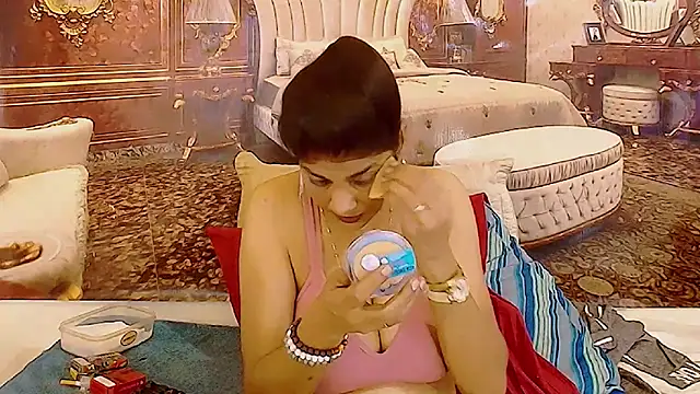 IndianAllure Chat XXX in diretta