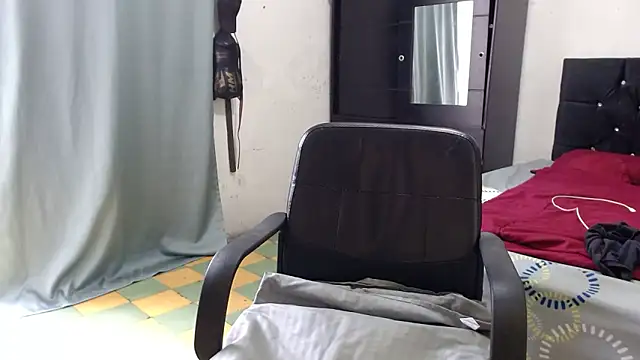 suckmydickbitch97のウェブカメラショー