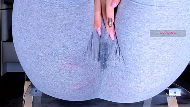 Cameltoe_squirt_inPants live XXX chat