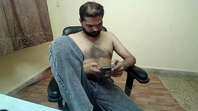 XXX chat uživo modela Kinky_Kumarr
