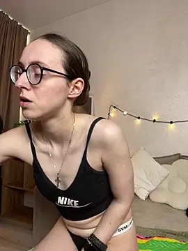 MartiniiSelenna's Live XXX Chat