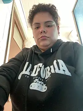 Hailey_Curvy: διαδικτυακό σόου στην κάμερα