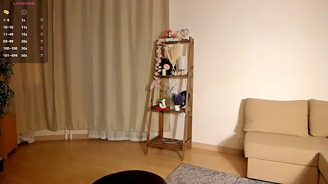GoldenLenarz – Naživo XXX chat