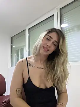 ZenyShy's Live XXX Chat
