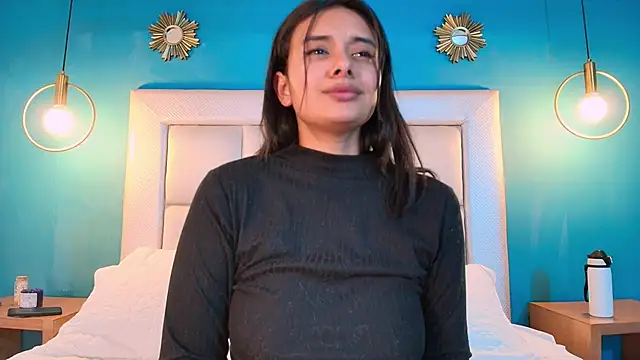 Ivonny_x Adlı Modelin Canlı XXX Sohbeti