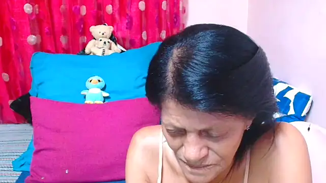 Chat XXX ao vivo de SLUTTYROXY