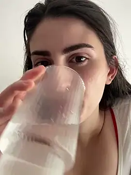 Chat +18 de OliviaBaby- ao vivo