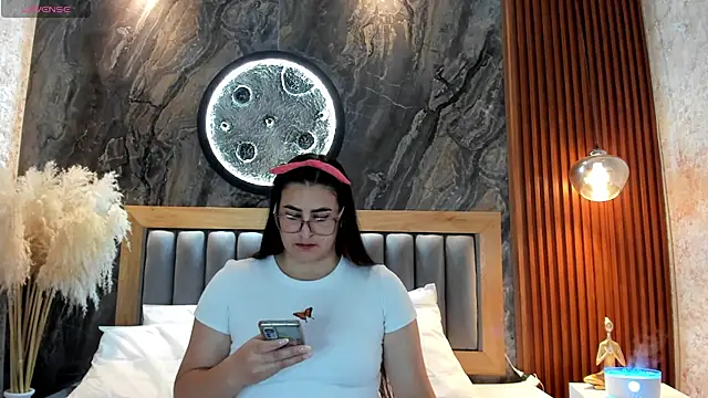Chat XXX en directo de BellaPeers_